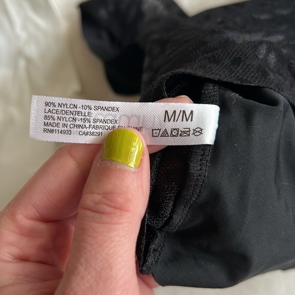 Cute little bralette duo - padded, with lace back - Picture 4 of 5